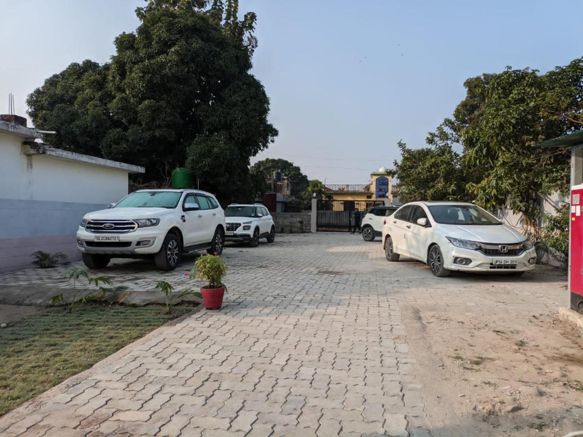 Corbett Veda Inn Rāmnagar Extérieur photo