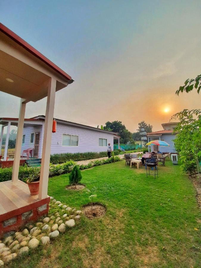 Corbett Veda Inn Rāmnagar Extérieur photo